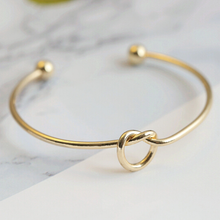 Load image into Gallery viewer, Love Knot Classic Bangle