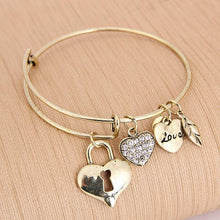 Load image into Gallery viewer, Key to Love Charm Bangle