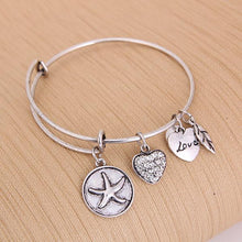 Load image into Gallery viewer, Lucky Star Charm Bangle