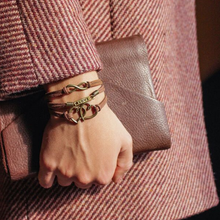 Load image into Gallery viewer, Vintage Double Heart Bracelet