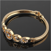 Load image into Gallery viewer, Gold Plated Crystal Bangle