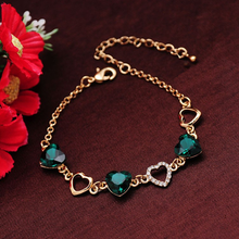 Load image into Gallery viewer, Crystal Heart Bracelet