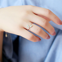 Load image into Gallery viewer, Green Opal Leaf Ring