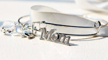 Load image into Gallery viewer, Bangle : Mom
