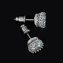 Load image into Gallery viewer, Austrian Crystal Stud Earring
